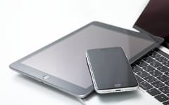 ディスプレイメーカー